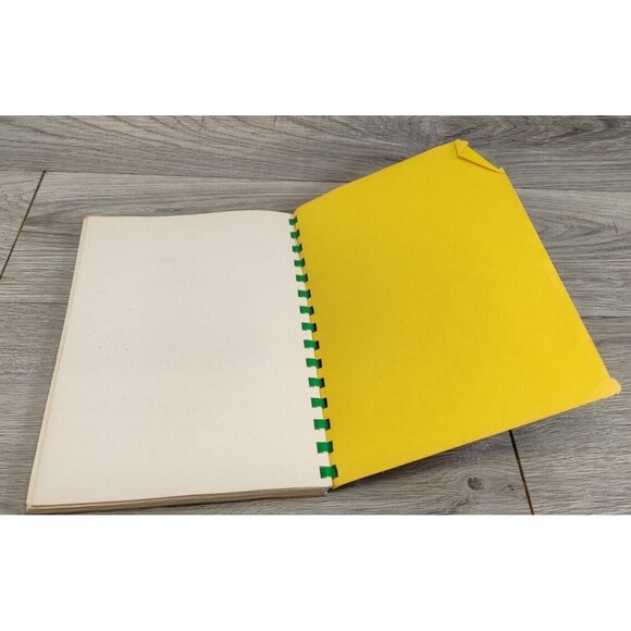 St. Johns Episcpal Church Cookbook, Saginaw, Michigan 1952-St. Hildas Group - Picture 4 of 7